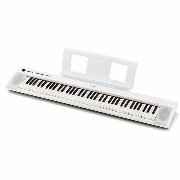Yamaha NP-32 Piaggero White 1 Yamaha NP-32 Piaggero White