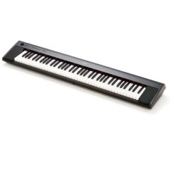 Yamaha NP-32 Piaggero Black