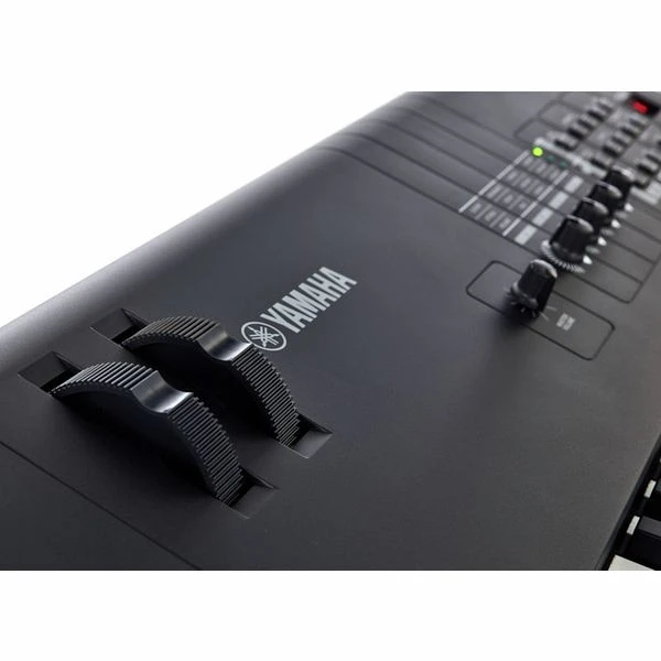 Yamaha MX88 13 Yamaha MX88 - Image 13