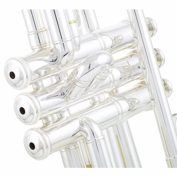 Yamaha YTR-8335RGS 04 Trumpet 4 Yamaha YTR-8335RGS 04 Trumpet - Image 4